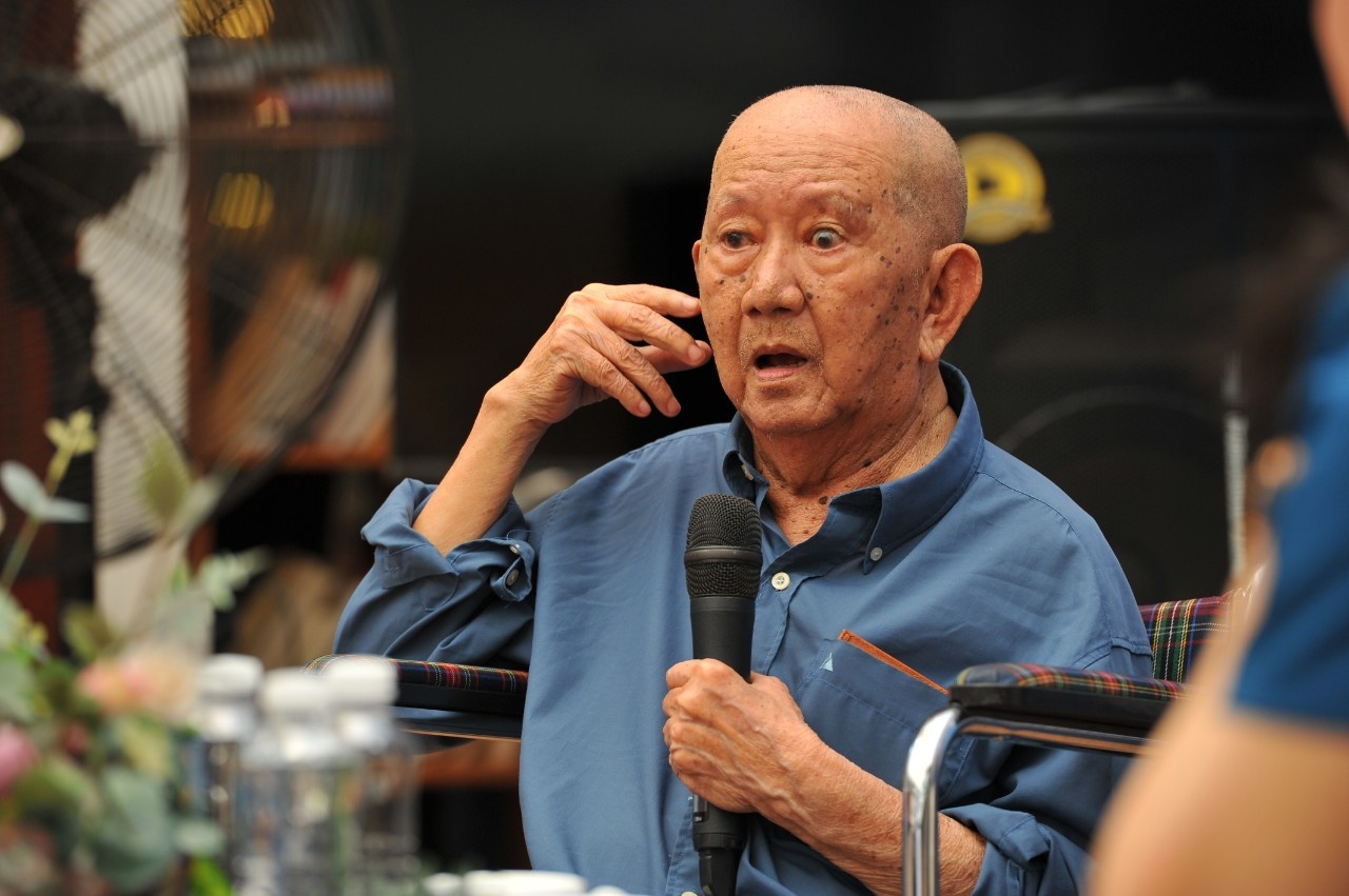 Chuyen ma ganh hat qua trai nghiem cua nghe si Mac Can hinh anh