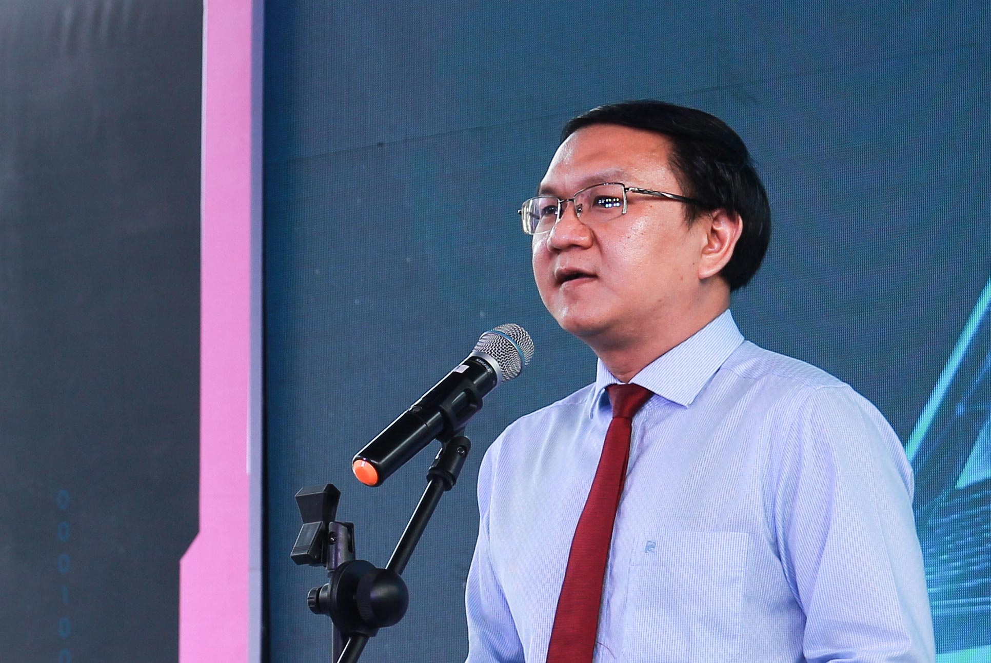 De hoat dong van hoa doc dem lai loi ich thiet thuc cho nguoi dan hinh anh