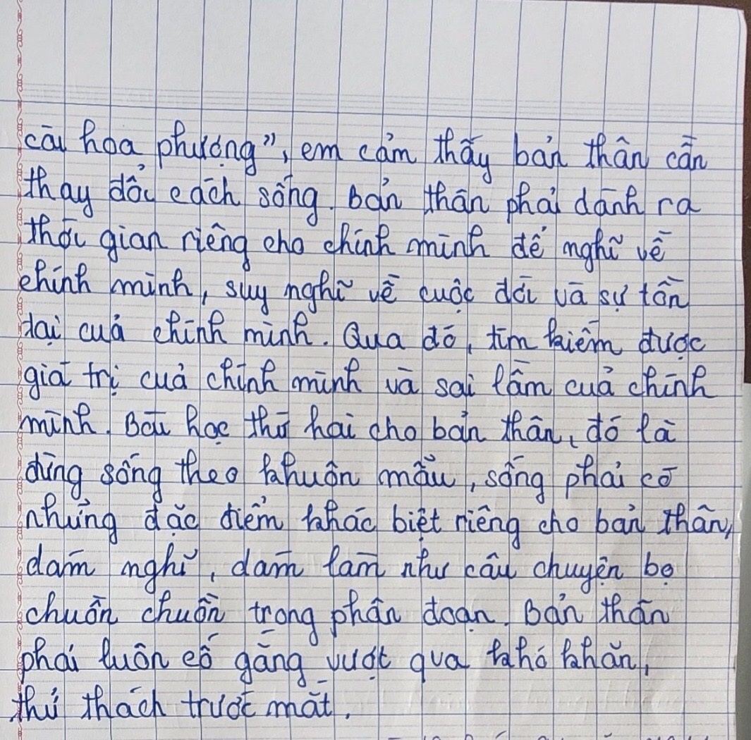 doc sach trong truong hoc anh 4