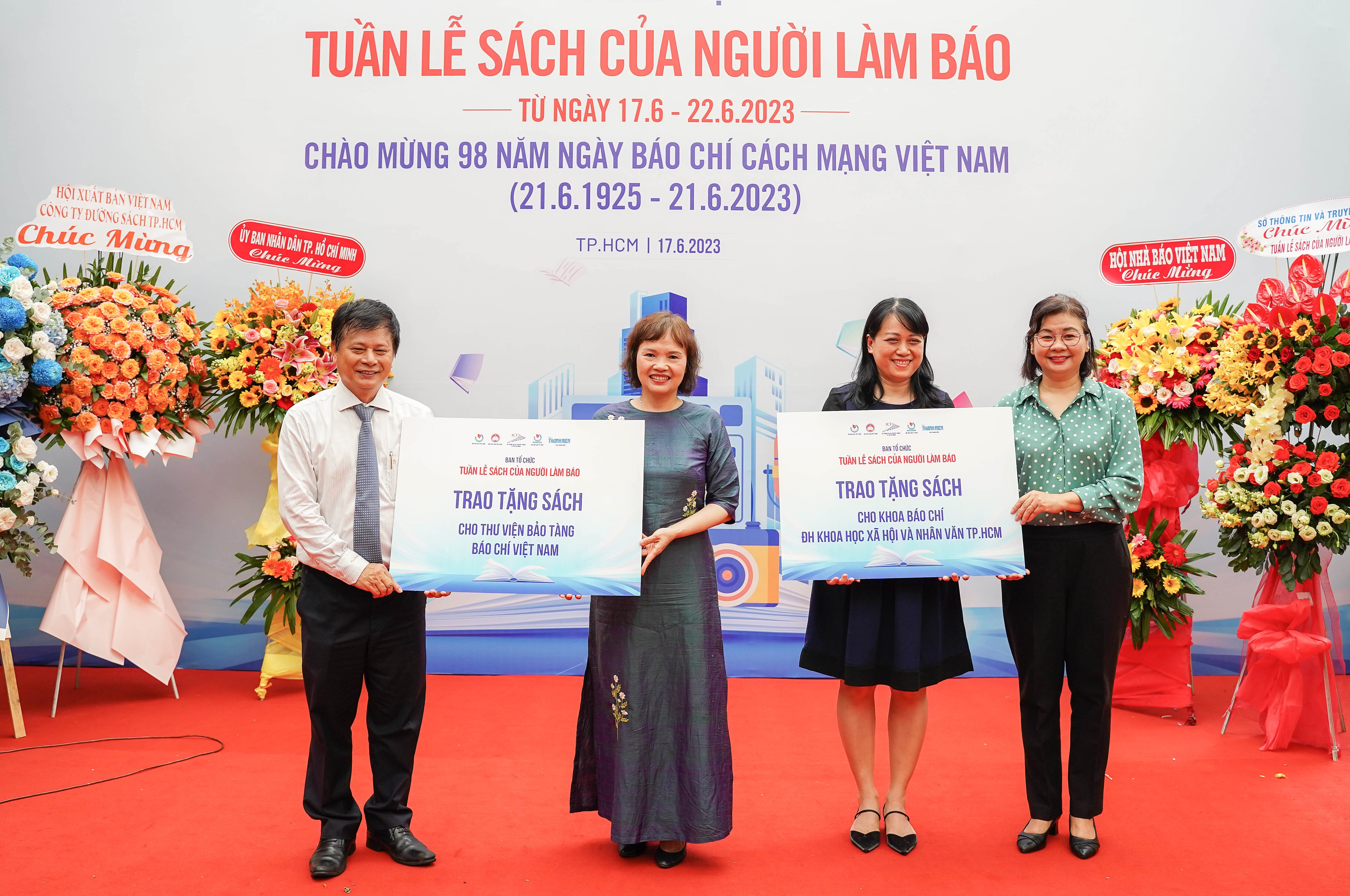 Sach cua nguoi lam bao anh 9