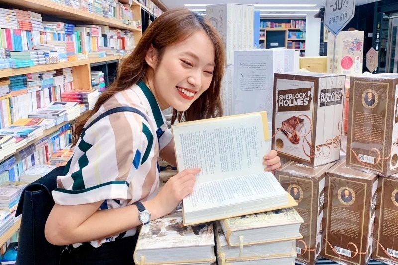 Nam bat xu huong de thu hut doc gia tre den voi sach hinh anh