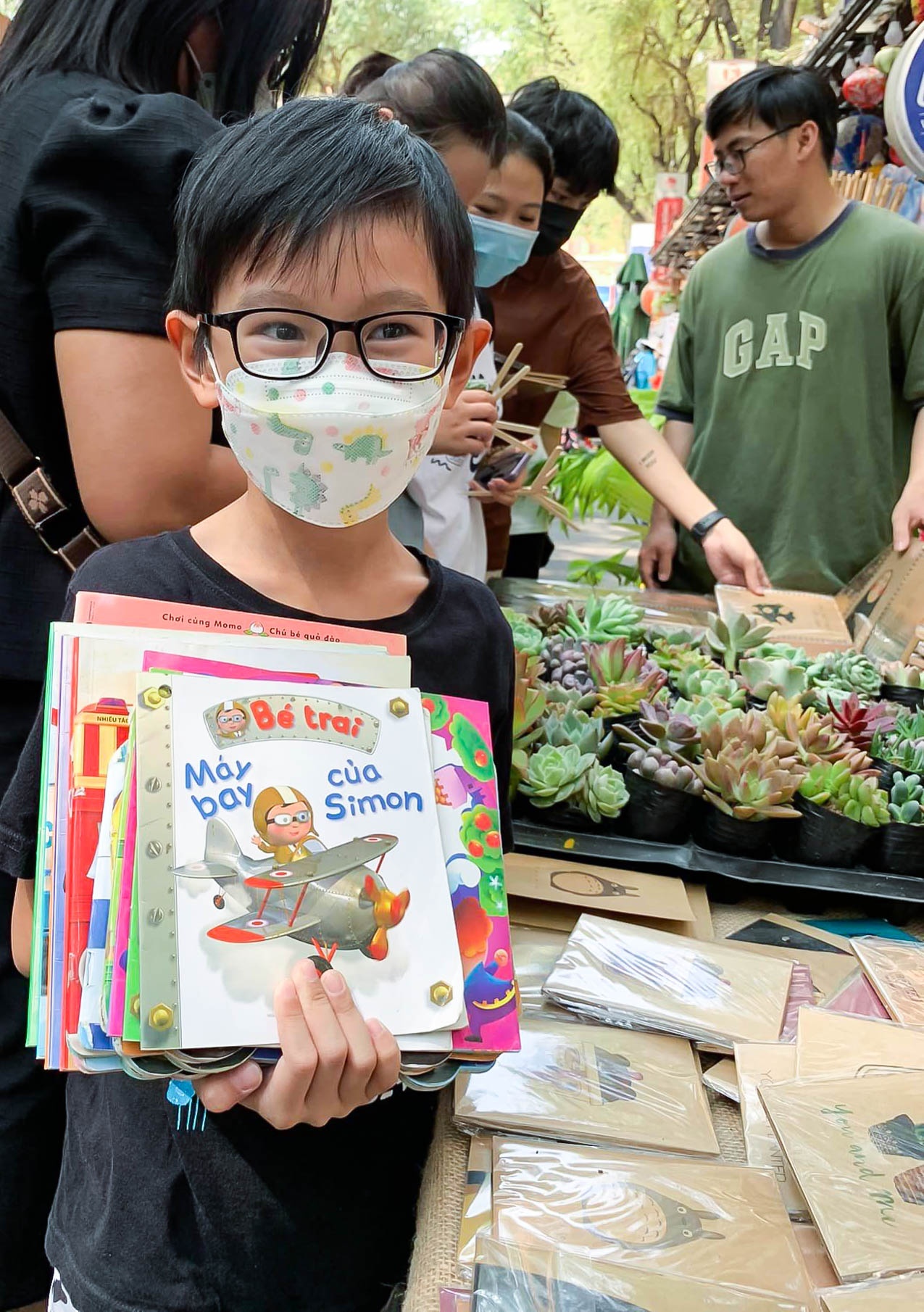 Duong sach TP.HCM anh 2