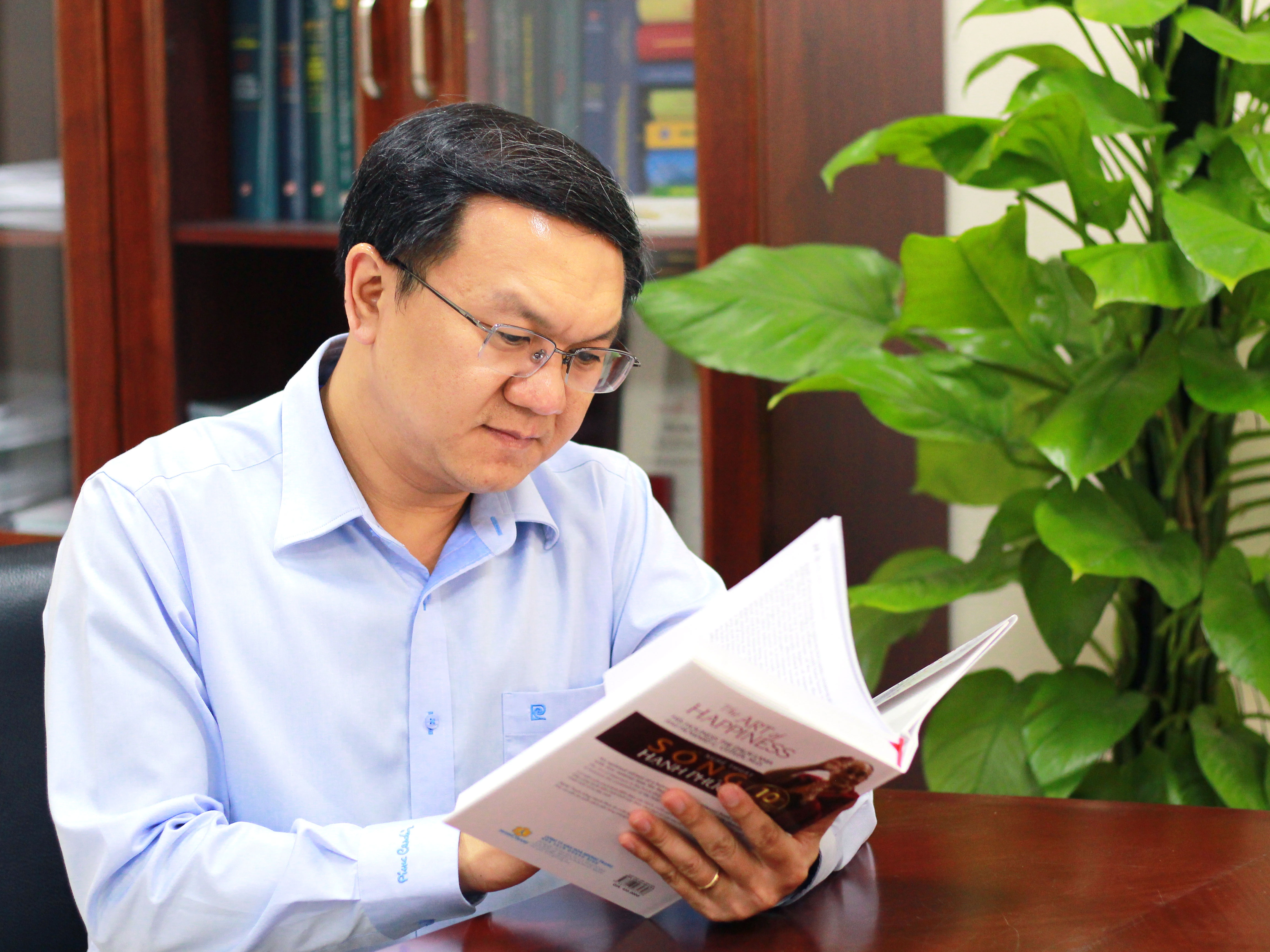 'Li xi sach Tet la thong diep ve tran trong tri thuc' hinh anh