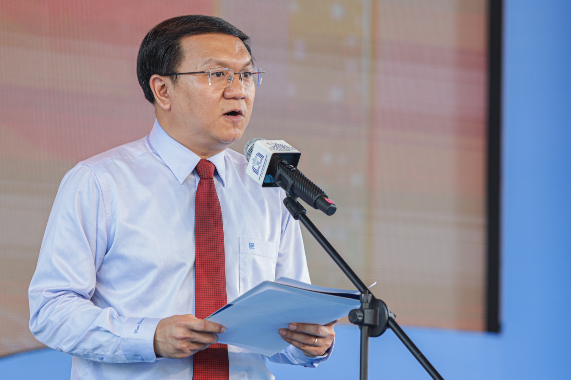 TP.HCM phat trien van hoa doc song hanh phat trien kinh te hinh anh