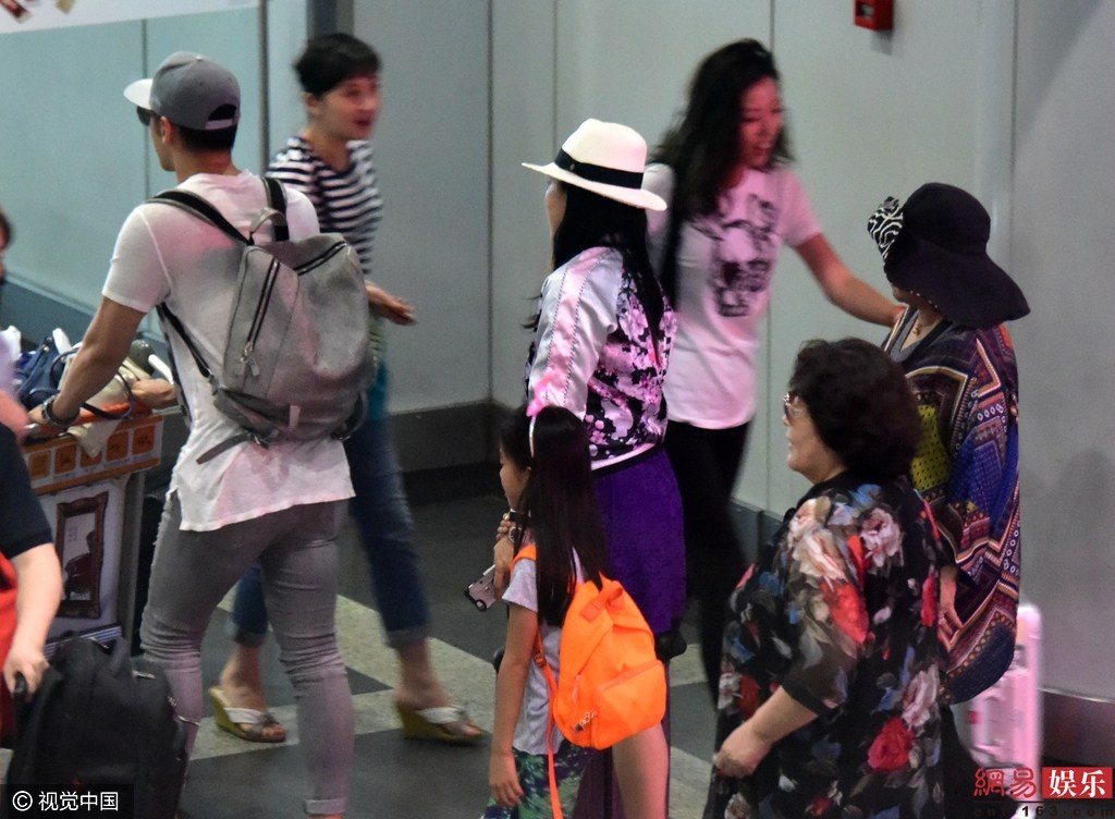 Sao nữ gốc Việt kết hôn ảnh 3 Sao nu goc Viet ket hon anh 3