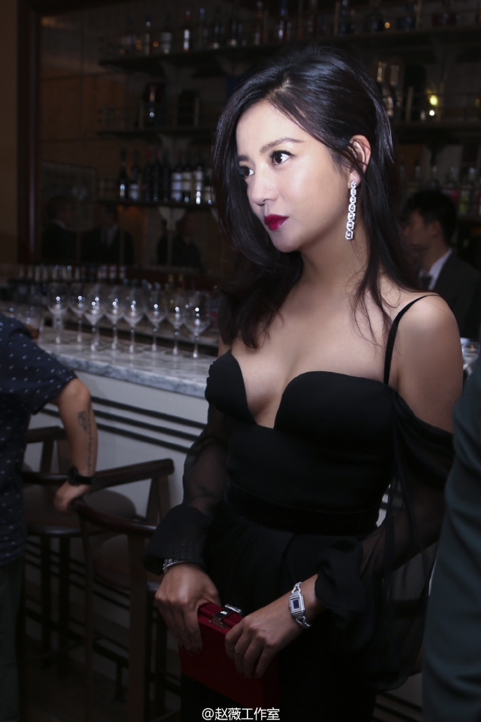 Trieu Vy mac vay tao bao anh 2