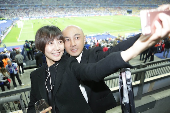 Trương Vệ Kiện xem Euro ảnh 1 Truong Ve Kien xem Euro anh 1