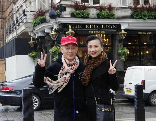 Hôn nhân của Lục Tiểu Linh Đồng ảnh 2 Hon nhan cua Luc Tieu Linh Dong anh 2