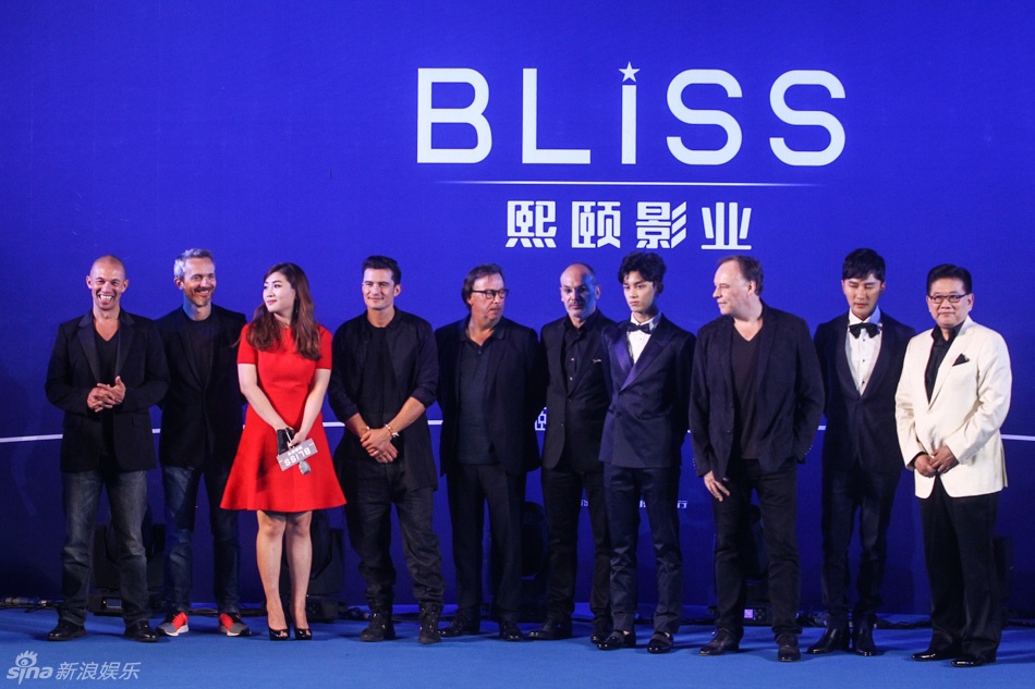 Orlando Bloom ben dien vien Trung Quoc anh 7