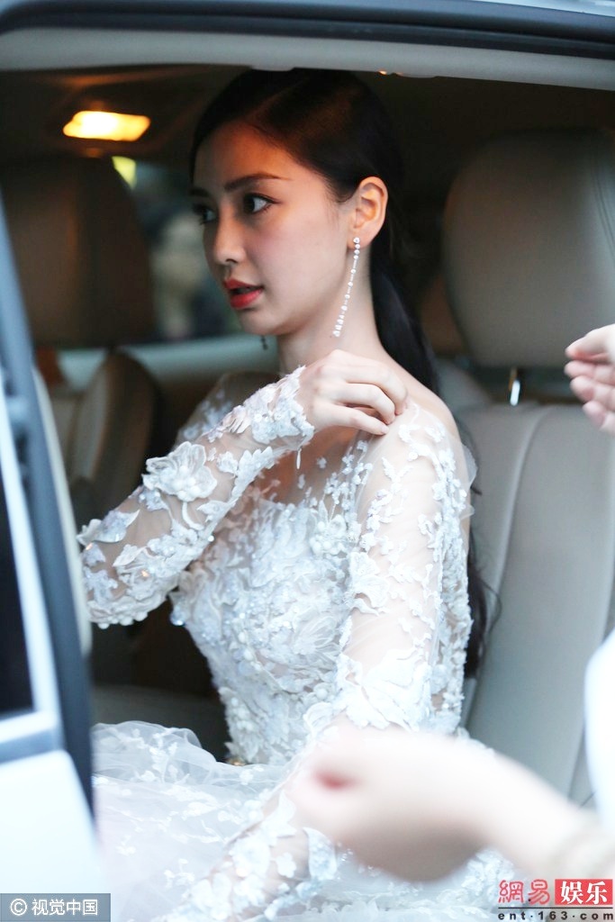 Anglababy su co trang phuc anh 7