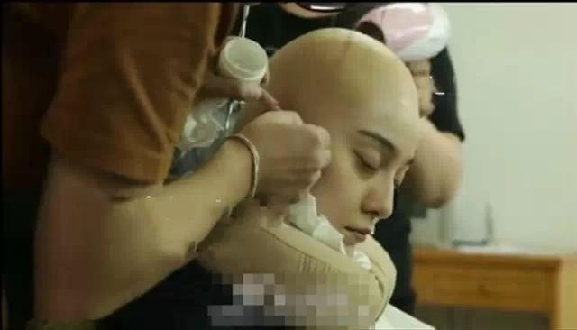 Sao Hoa ngu cao troc trong phim anh 3