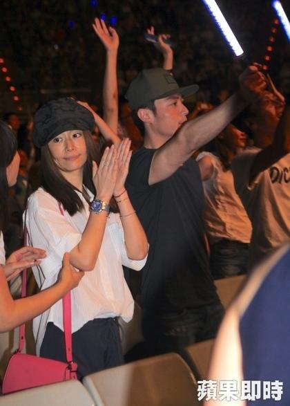 Lam Tam Nhu va Hoac Kien Hoa hen ho anh 5