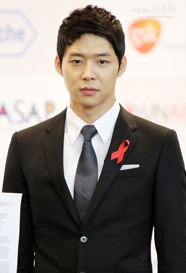 Park Yoochun bi cao buoc cuong hiep anh 2