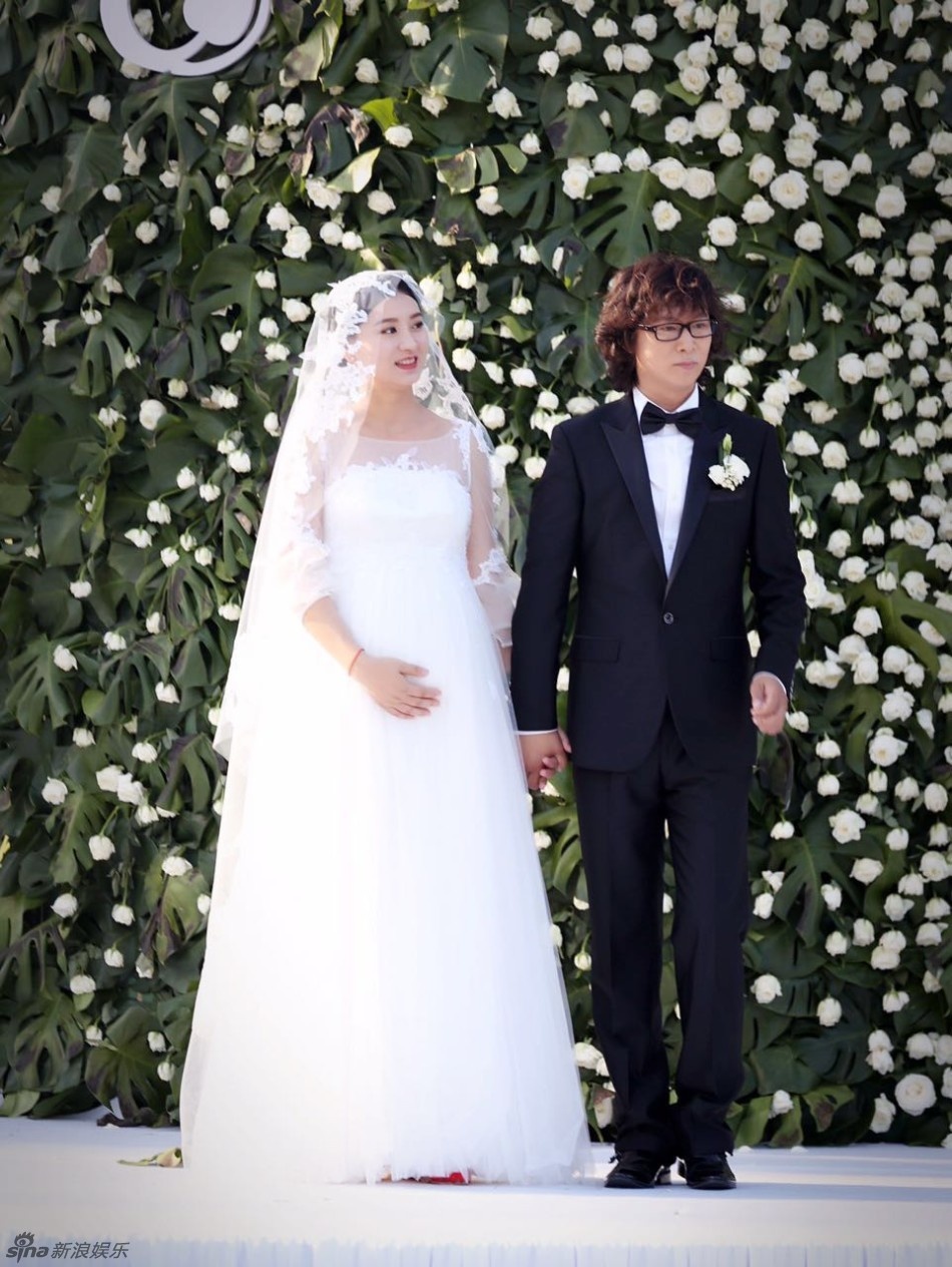 Dam cuoi sao Chan Hoan truyen anh 4