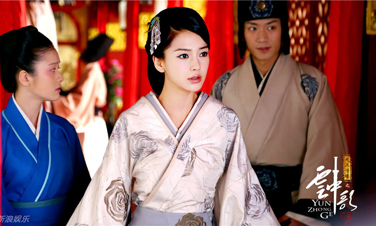 Sao tren man anh co trang anh 3