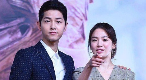 Song Joong Ki vui ve voi nguoi yeu thuc su o My hinh anh