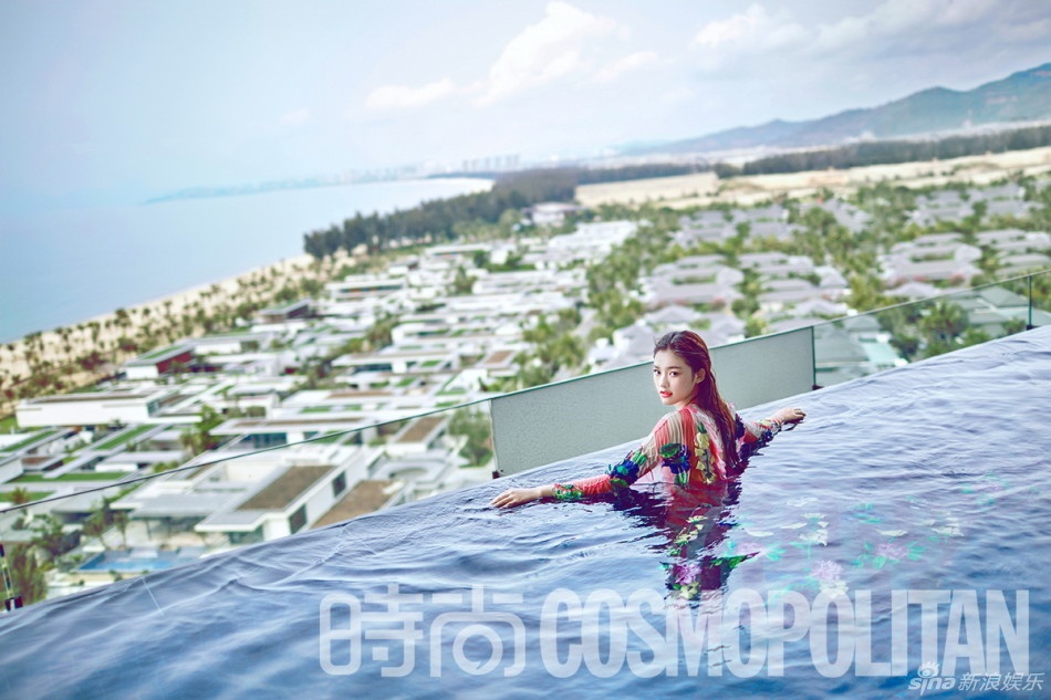 Lam Duan My nhan ngu tren tap chi anh 9