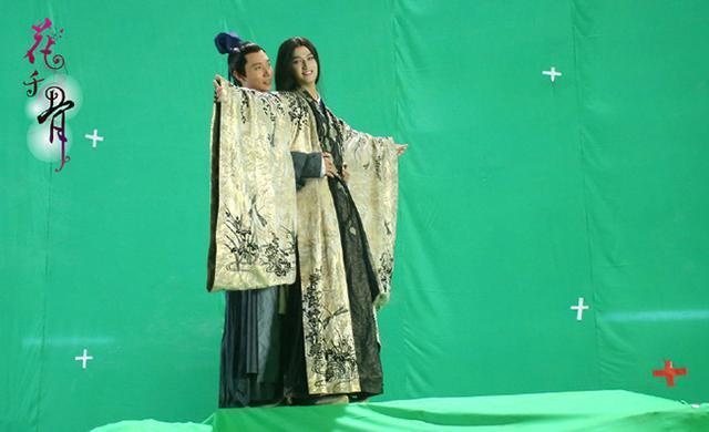 Hau truong phim co trang anh 4