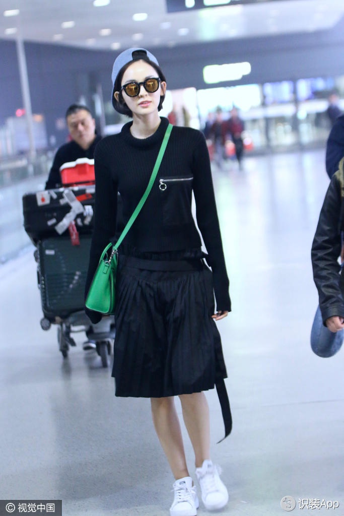 Sao Hoa ngu tre trung voi vay xep ly anh 8