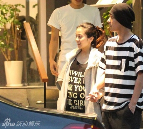 Vợ Châu Du Dân mang thai 6 tháng ảnh 2 Vo Chau Du Dan mang thai 6 thang anh 2