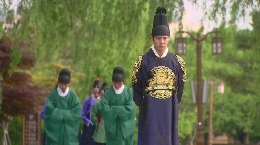 10 loi ngo ngan tren phim Han anh 12