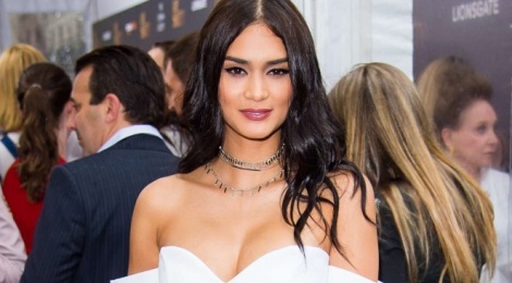 Hoa hau Hoan vu Pia Alonzo goi cam voi vay tre nai o My hinh anh