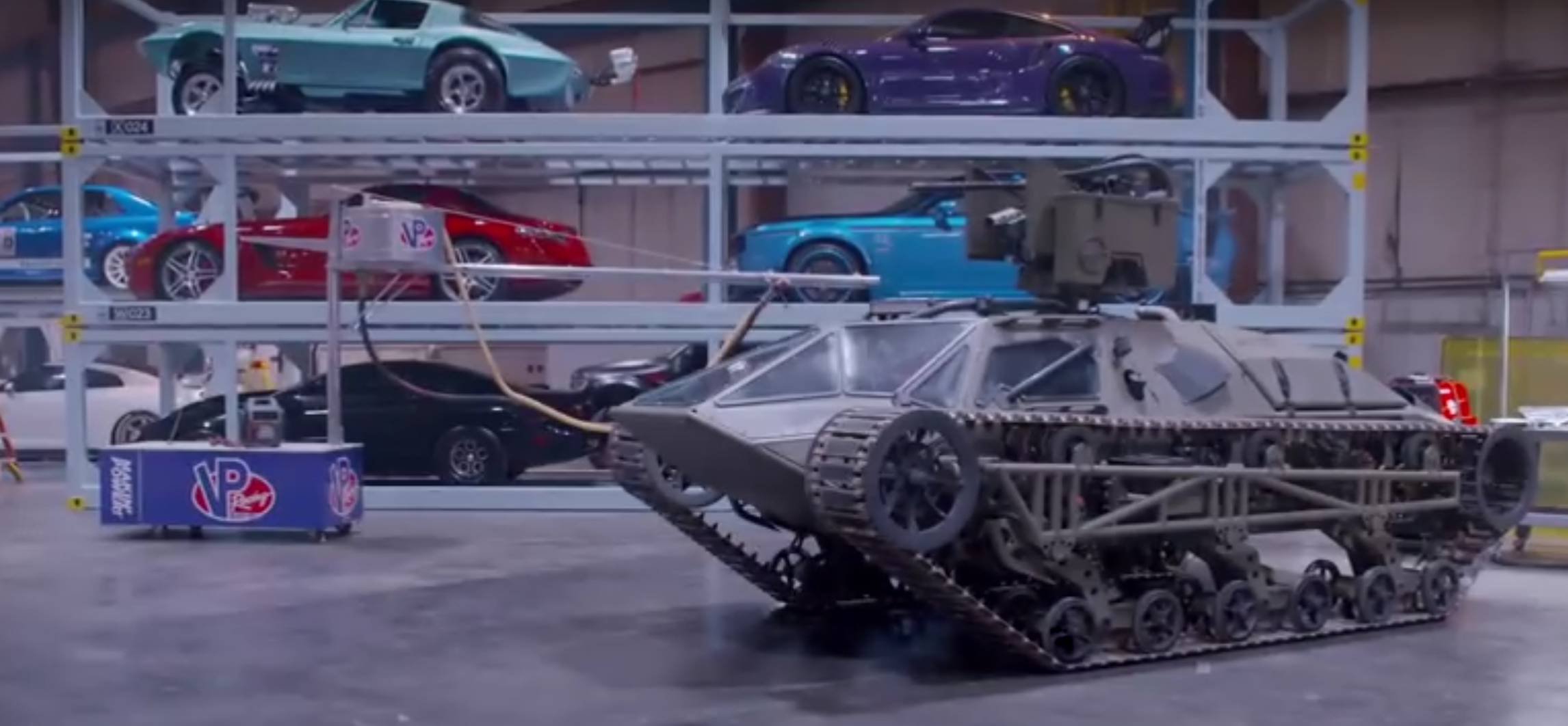 Dan xe trong Fast & Furious 8 anh 6