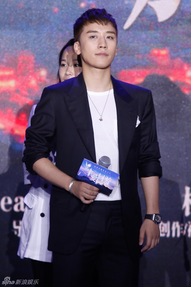 Seungri xin loi vi ngu kem duyen anh 2