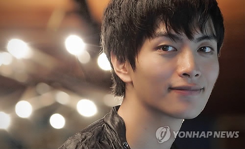 Lee Min Ki mất vai vì nghi vấn cưỡng dâm ảnh 2 Lee Min Ki mat vai vi nghi van cuong dam anh 2