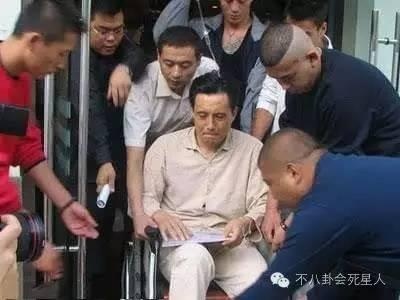 Tài tử Tây du ký bị Tạ Đình Phong Vệ Kiện đánh ảnh 3 Tai tu Tay du ky bi Ta Dinh Phong Ve Kien danh anh 3