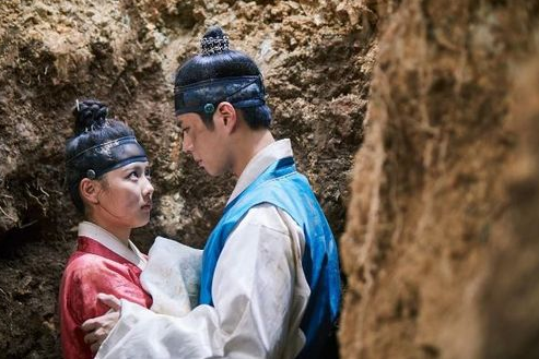Phim Moonlight Drawn By Clouds ảnh 1 Phim Moonlight Drawn By Clouds anh 1