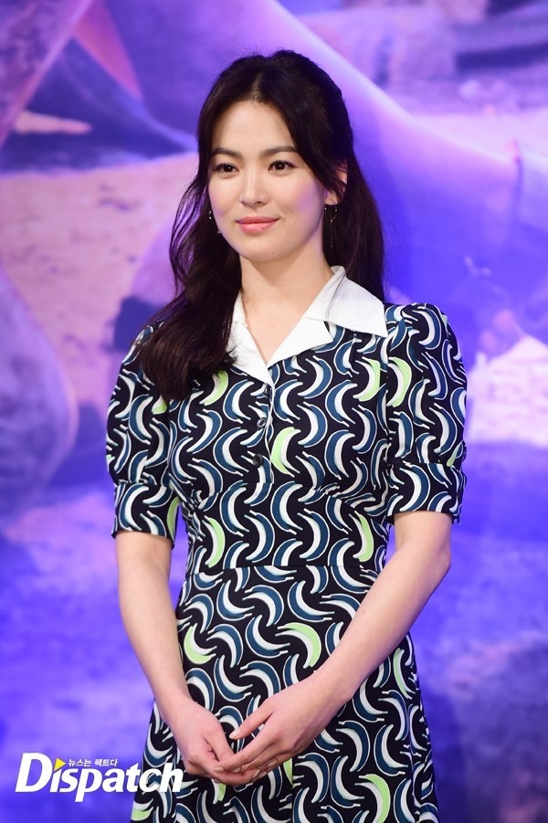 Phong cach gia nua cua Song Hye Kyo anh 5