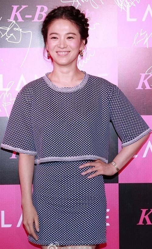 Phong cach gia nua cua Song Hye Kyo anh 6