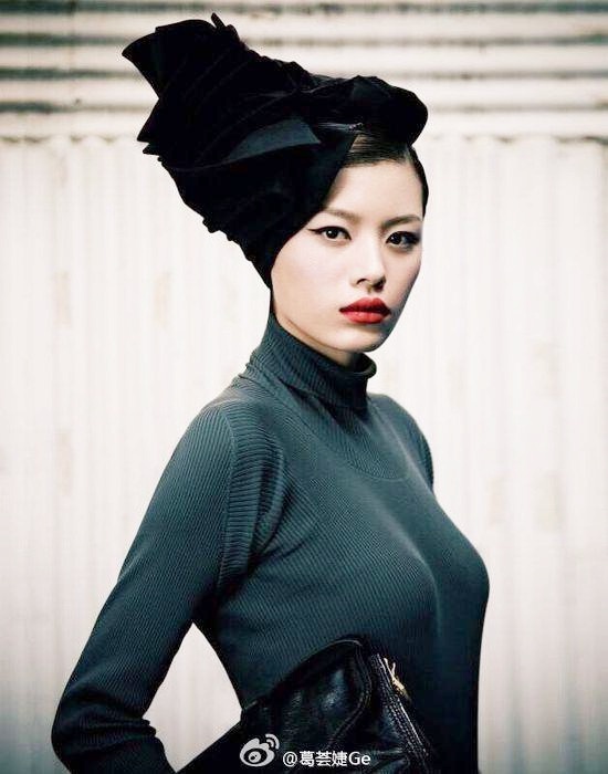 Siêu mẫu tình địch Chương Tử di bị bắt ảnh 1 Sieu mau tinh dich Chuong Tu di bi bat anh 1