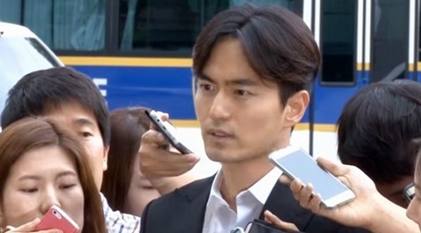 Nan nhan to Lee Jin Wook cuong hiep thua nhan noi doi hinh anh