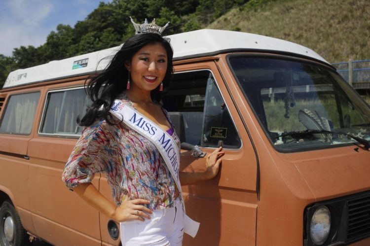 Hoa hậu gốc Hoa của Mỹ bị chê xấu ảnh 9 Hoa hau goc Hoa cua My bi che xau anh 9