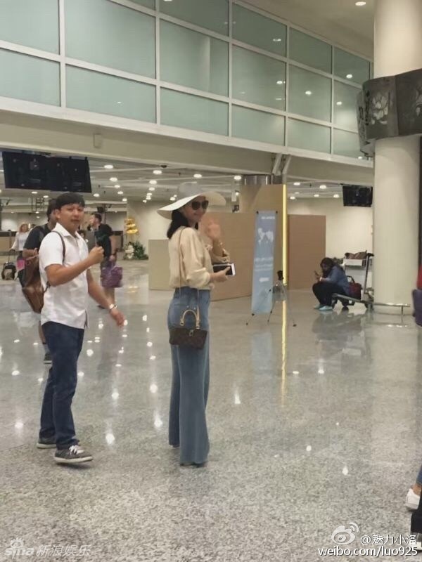 Dam cuoi Lam Tam Nhu va Hoac Kien Hoa anh 15