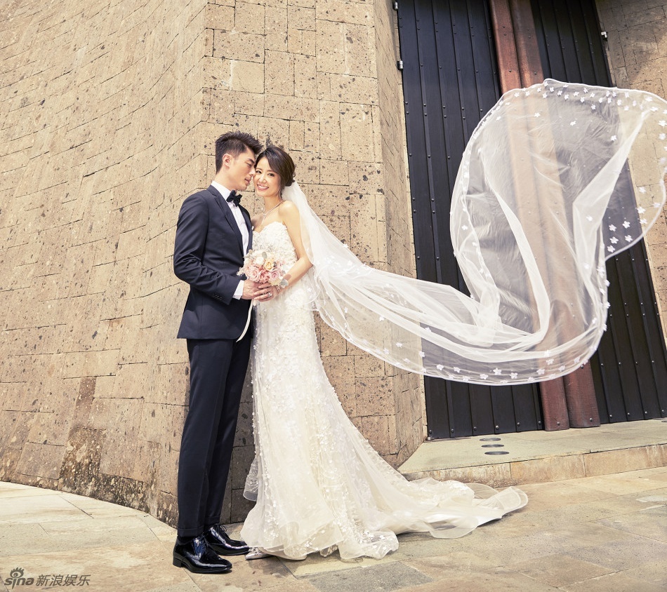 Dam cuoi Lam Tam Nhu va Hoac Kien Hoa anh 2