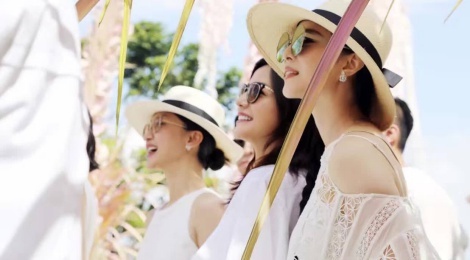 'Ban, thu' trong showbiz Hoa ngu tai dam cuoi Lam Tam Nhu hinh anh