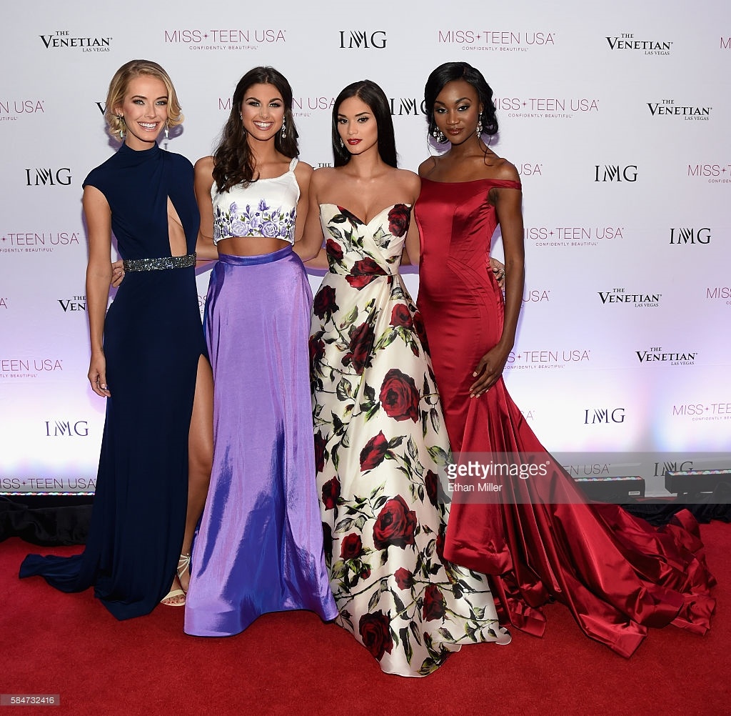 Hoa hau tuoi teen nuoc My 2016 anh 9