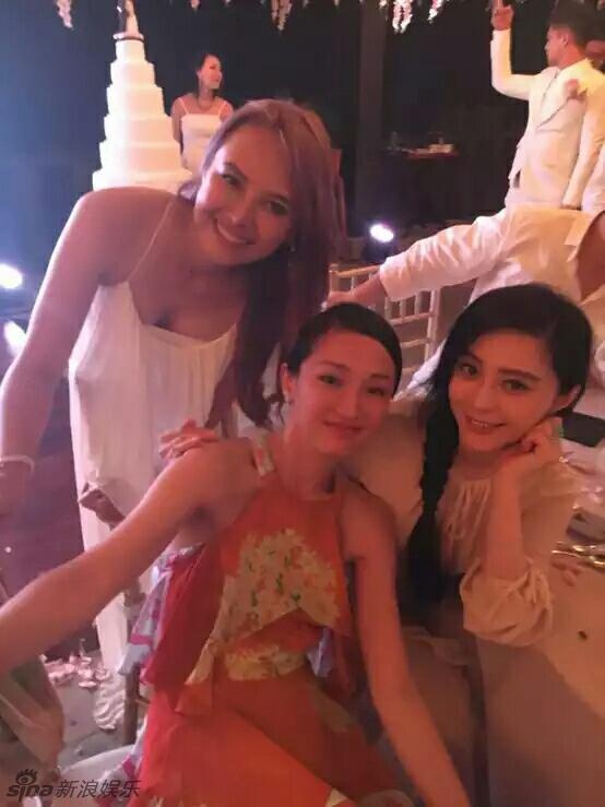 Tinh ban showbiz Hoa ngu anh 7