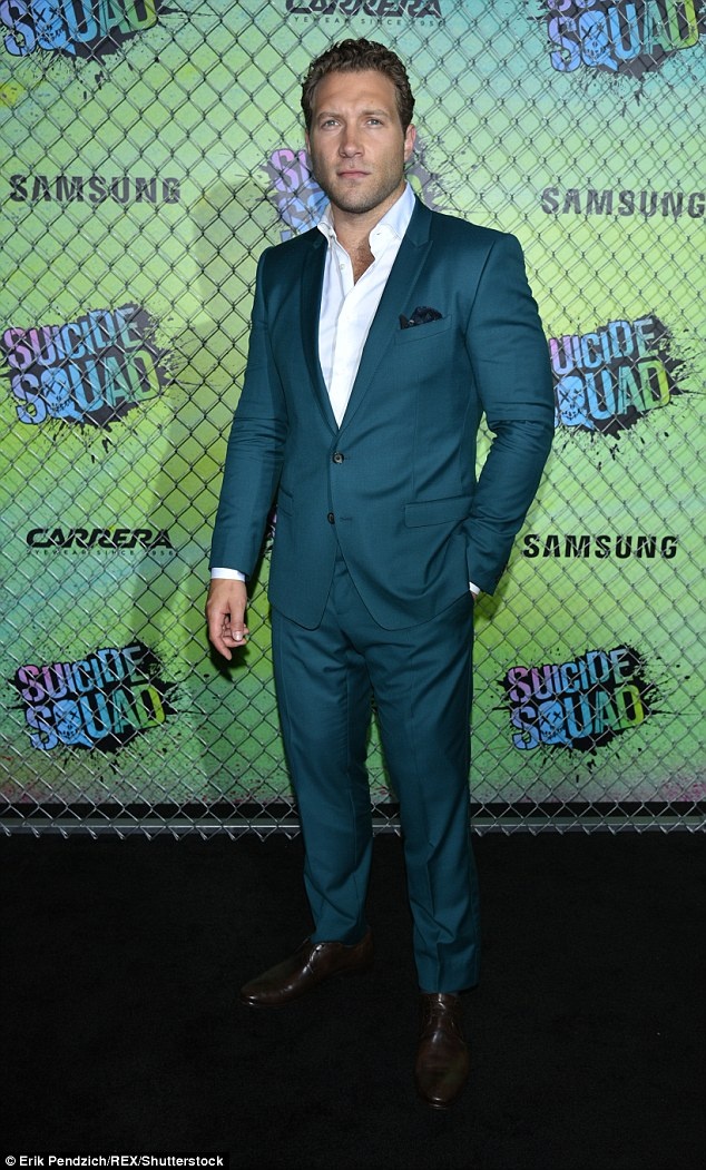 Suicide Squad ra mat dan ac nhan anh 7