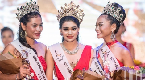 Nhan sac gay tranh cai cua Hoa hau va a hau Malaysia hinh anh