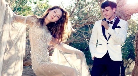 Ha Nhuan Dong tung anh cuoi truoc hon le hinh anh