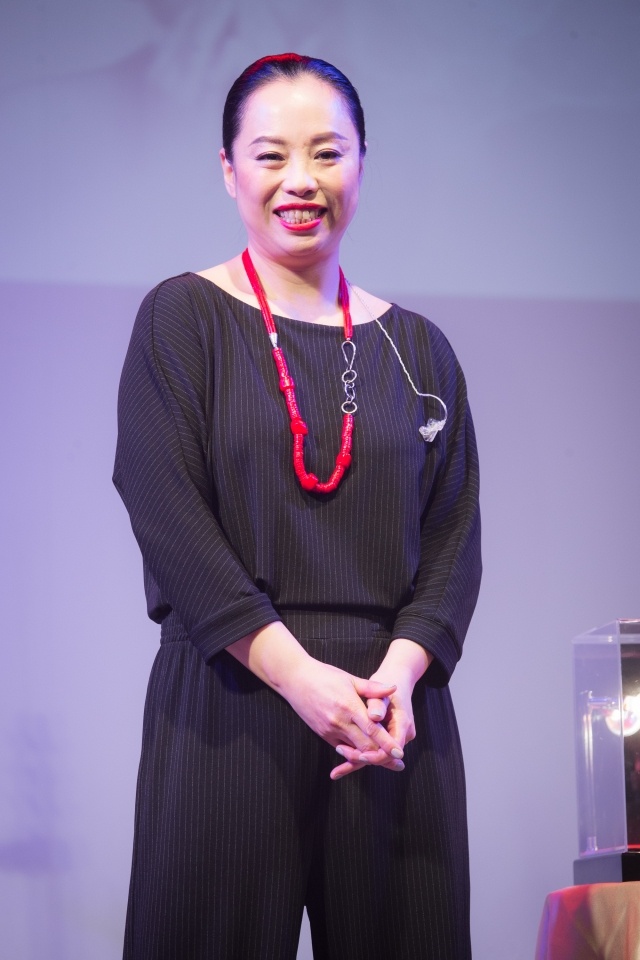 Hoàng Ỷ San ngoại tình ảnh 3 Hoang Y San ngoai tinh anh 3