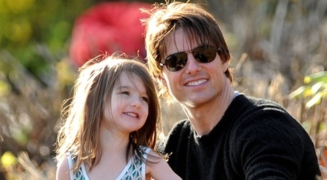 Tom Cruise cat dut quan he voi con gai Suri hinh anh