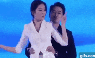 Luu Diec Phi don sinh nhat ben Song Seung Hun tren du thuyen hinh anh