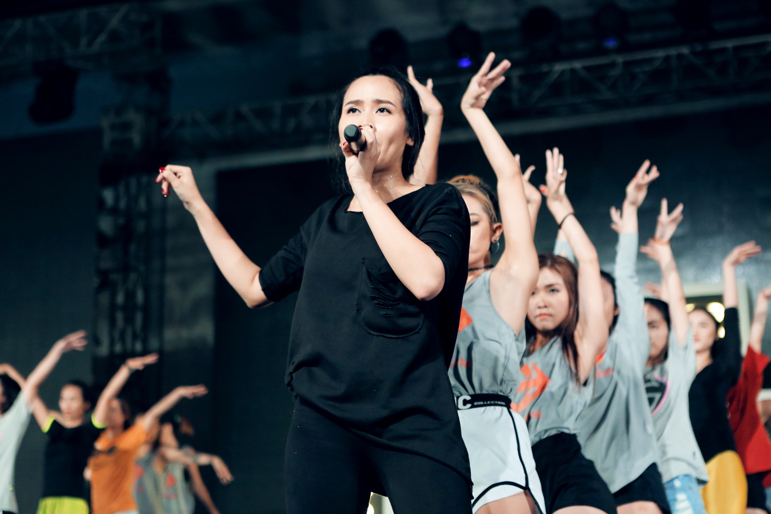 Luu Huong Giang tap luyen tai The Face anh 8