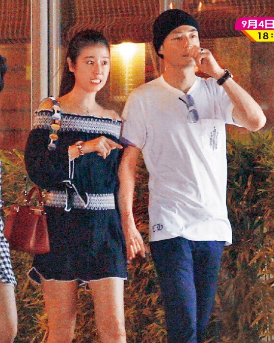 Lam Tam Nhu va Hoac Kien Hoa di mua sam anh 1