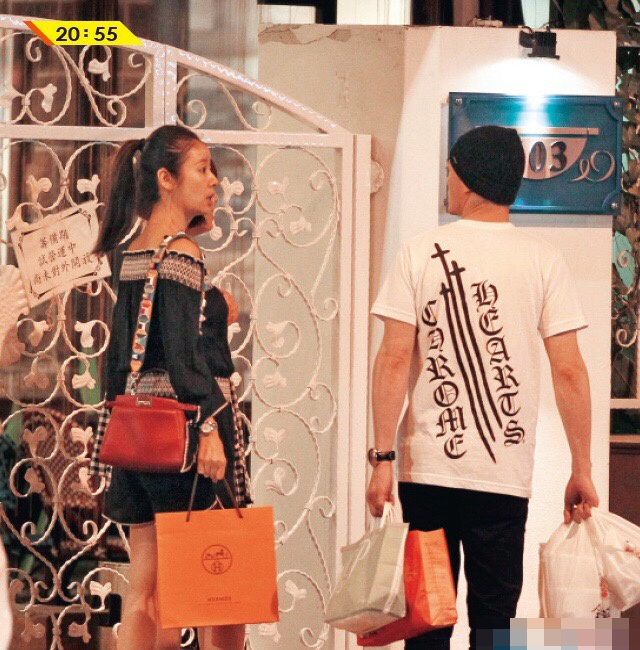 Lam Tam Nhu va Hoac Kien Hoa di mua sam anh 3